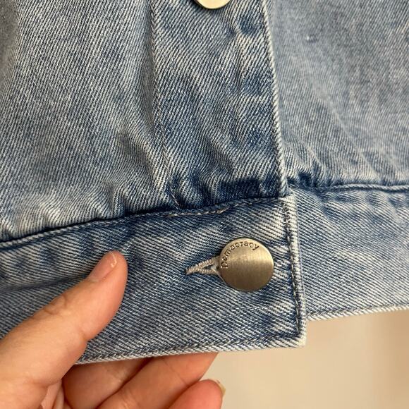 Democracy Denim Jean Jacket Medium 100% Cotton Blue Cropped Classic - Picture 3 of 8